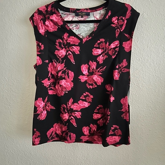 Rachel Roy V Neck  Flower Top Blouse NWT - Picture 5 of 8